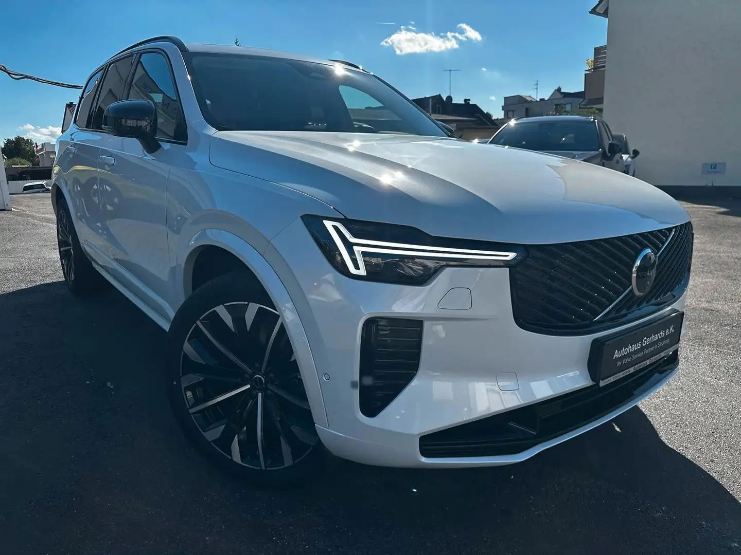Volvo XC90 T8 Plus Dark FaceLift,7-Sitzer,Pano,360°,21 Bianco - 2