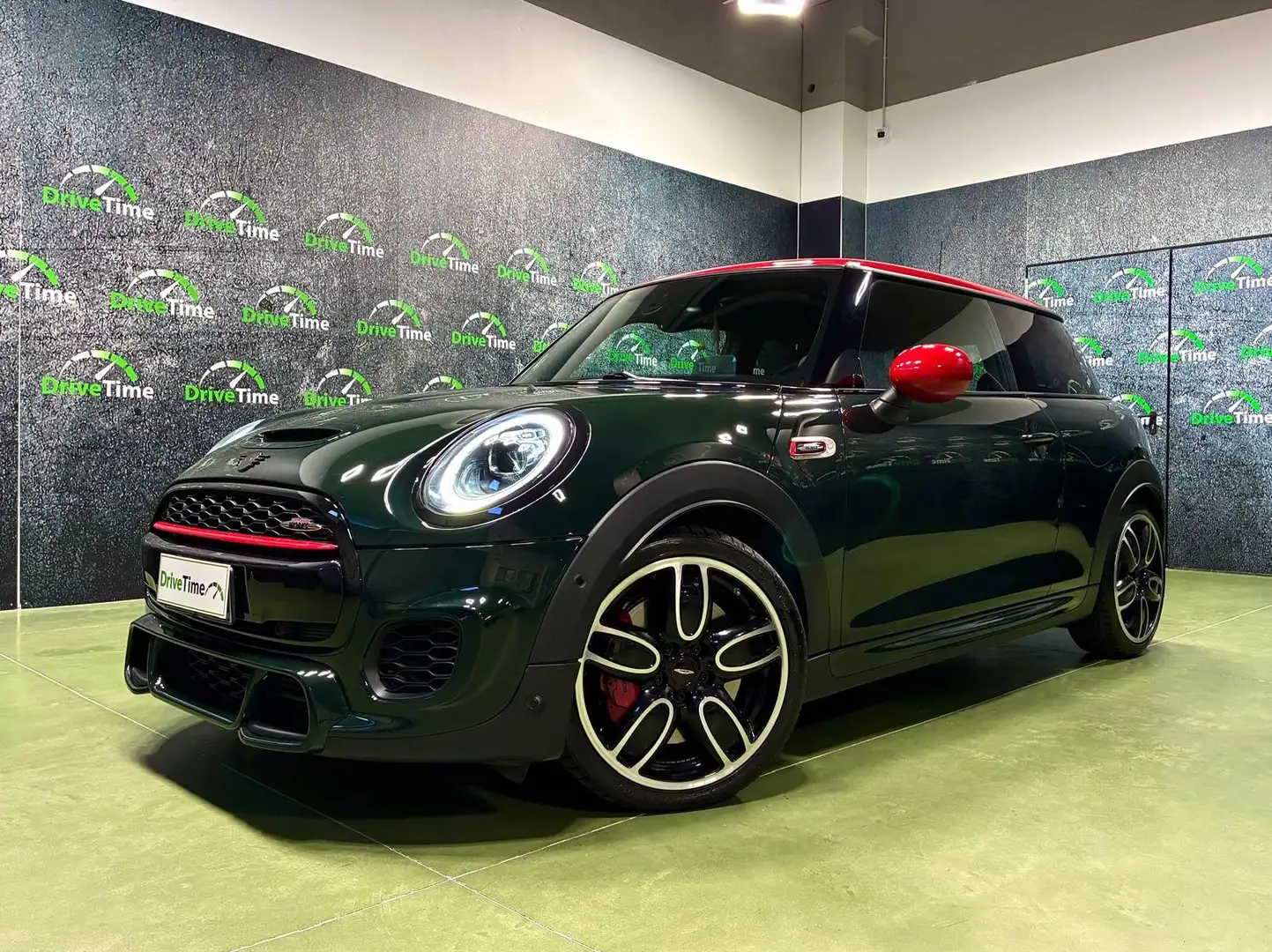 MINI John Cooper Works (F56) 2018 2.0 231 cv Auto Verde - 1