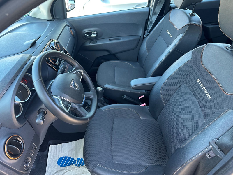 Dacia Lodgy Stepway/7-SITZE/NAVI/TEMP/PDC/GJR/LMF — photo 10