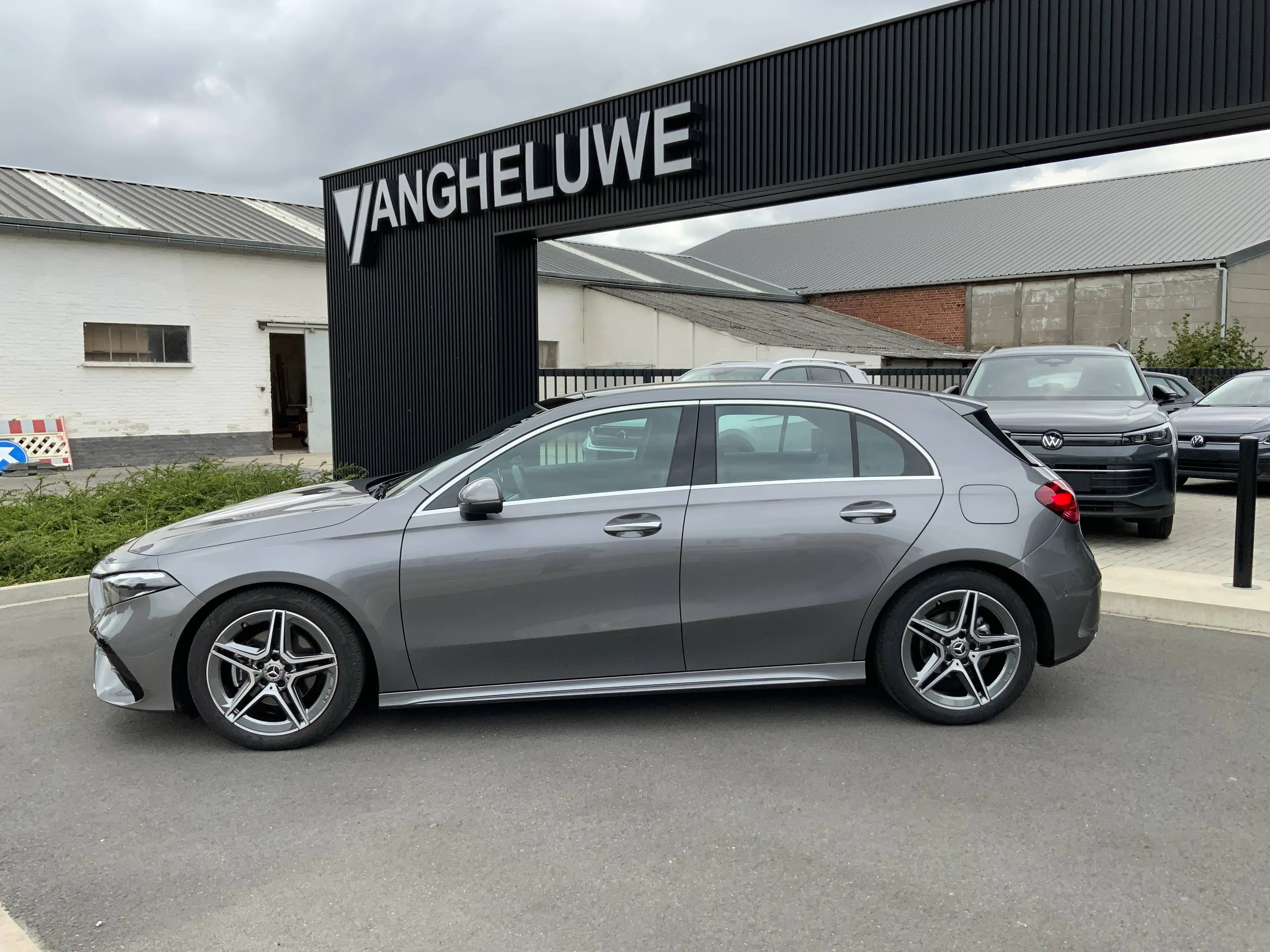 Mercedes-Benz A 180 AMG Line panorama dak led