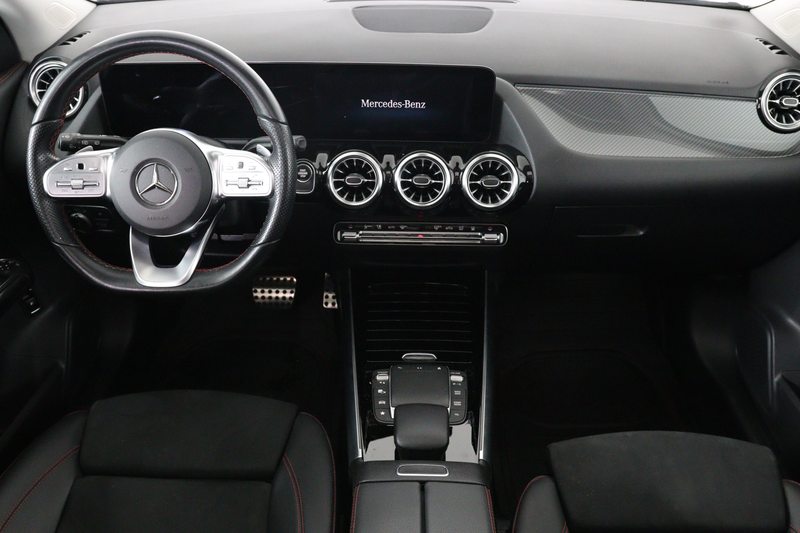 Mercedes-Benz GLA 250 e AMG Line | Elektrisch Panoramadak | Memory | 360 — photo 2