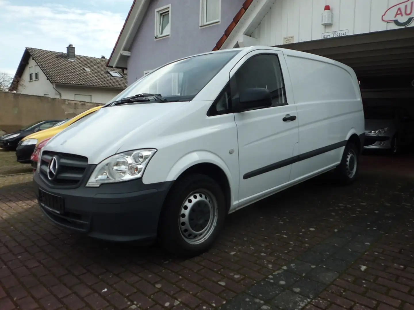 Mercedes-Benz Vito 113 CDI kompakt (639.601) Wit - 1