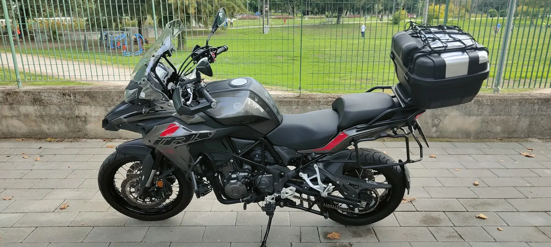 Benelli TRK 502 X Gri - 2