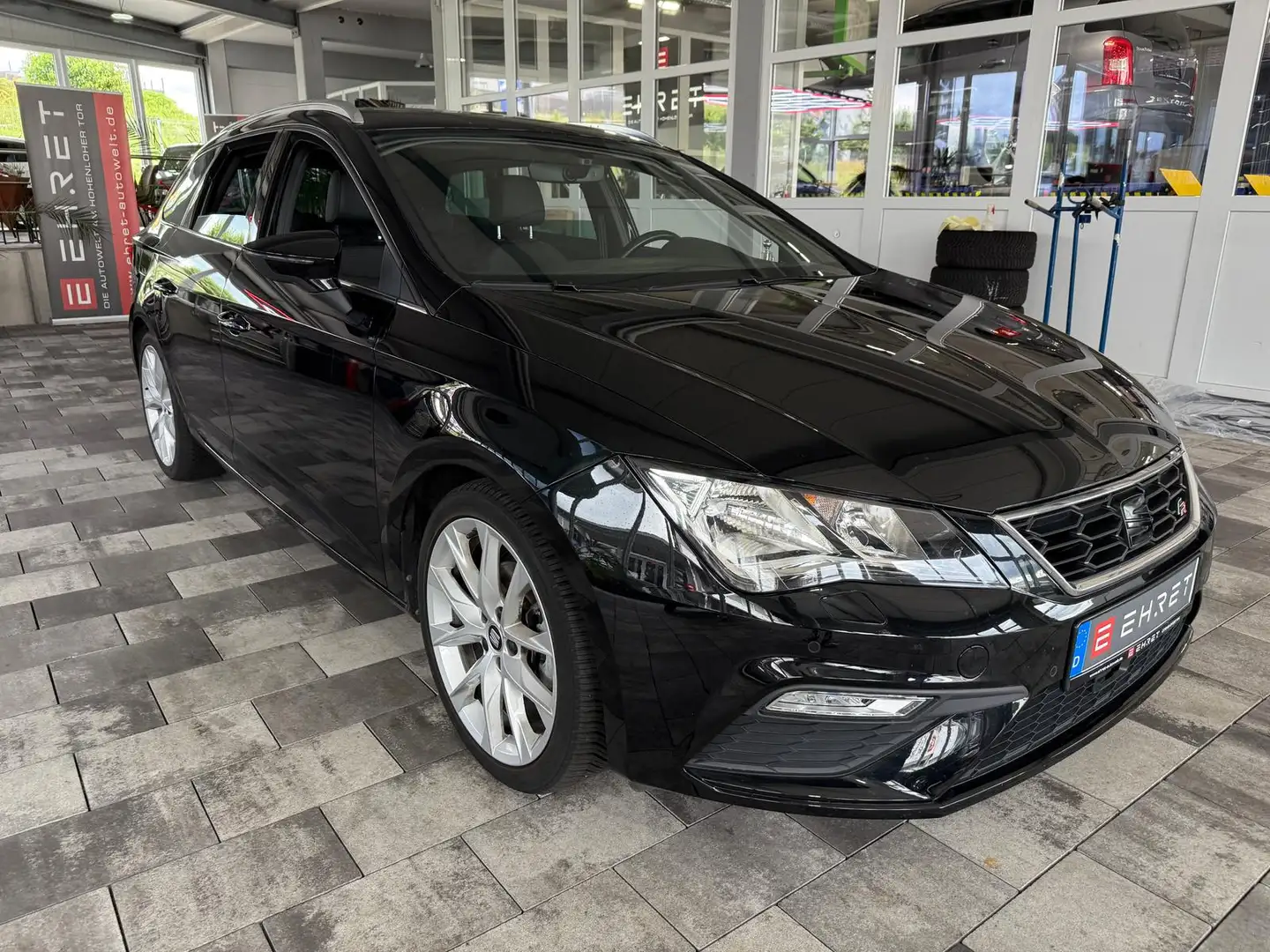 SEAT Leon 1.5 16V TSI ACT FR Negro - 1