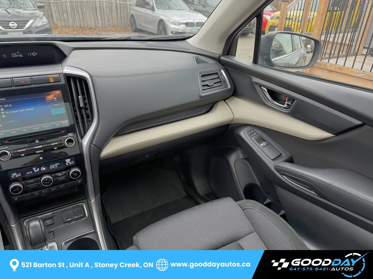 Subaru Ascent снимка Subaru Ascent