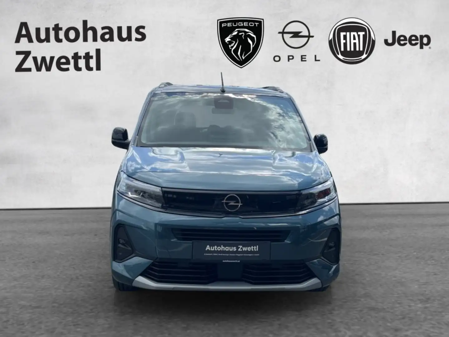 Opel Combo GS L BHDI 130 Blau - 2