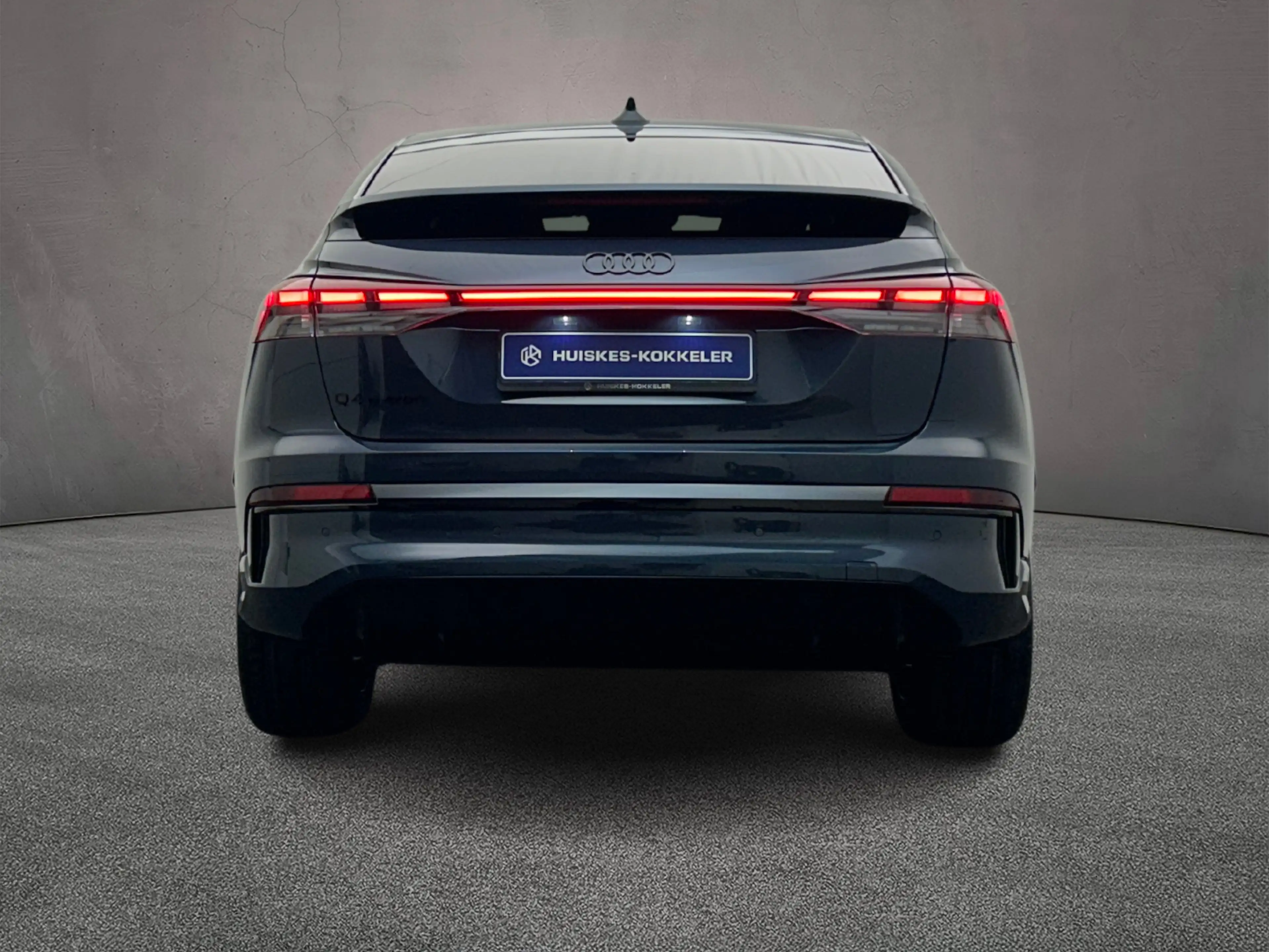Audi Q4 e-tron Sportback e-tron performance 286pk S Edition — photo 6
