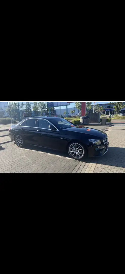 Mercedes-Benz E 220 d 9G-TRONIC AMG Line - 2