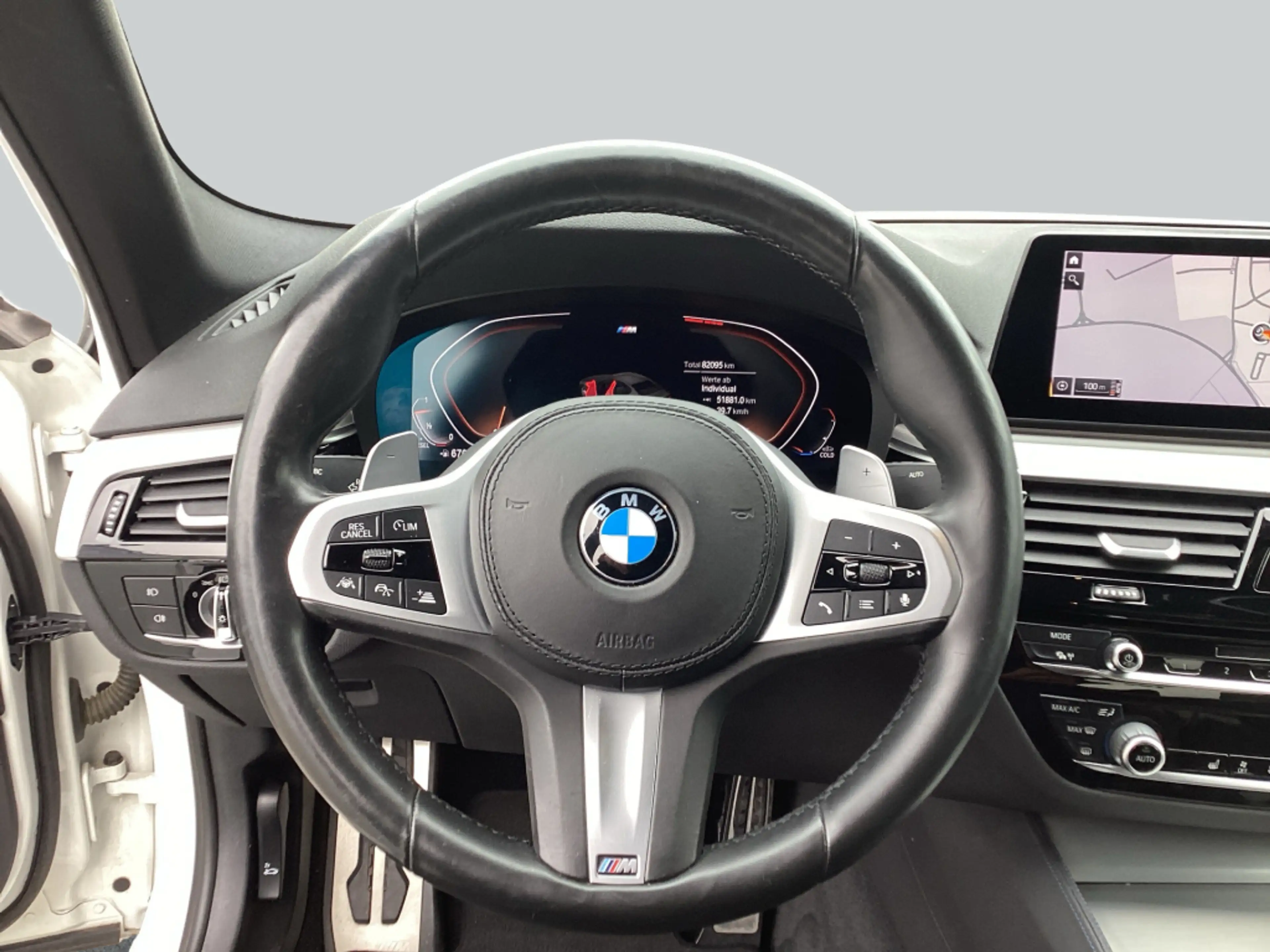 BMW 520 d xDrive Aut. LED* Head-Up* Harman/Kardon* — photo 17
