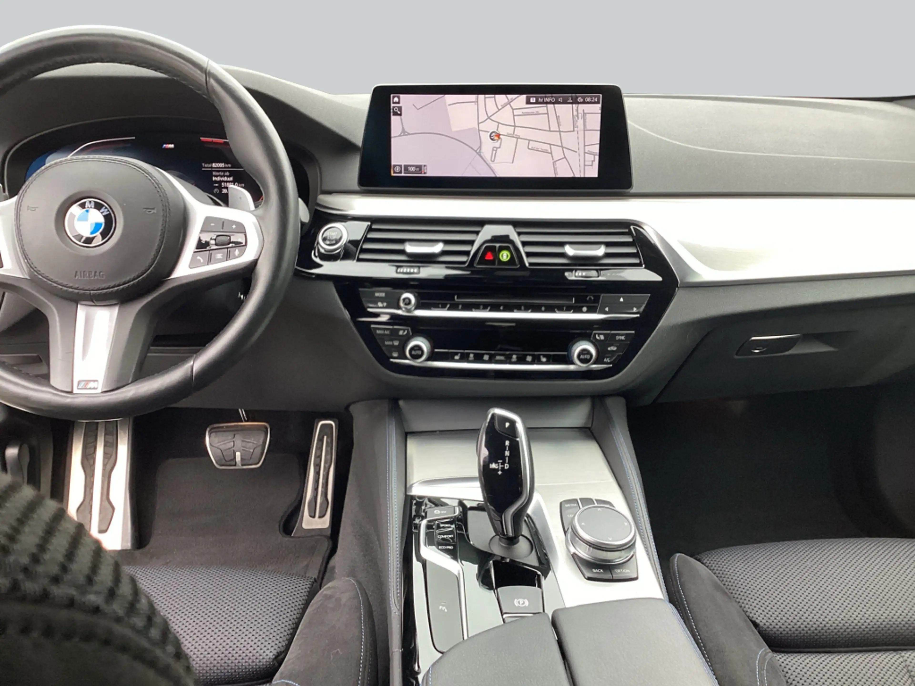 BMW 520 d xDrive Aut. LED* Head-Up* Harman/Kardon* — photo 15
