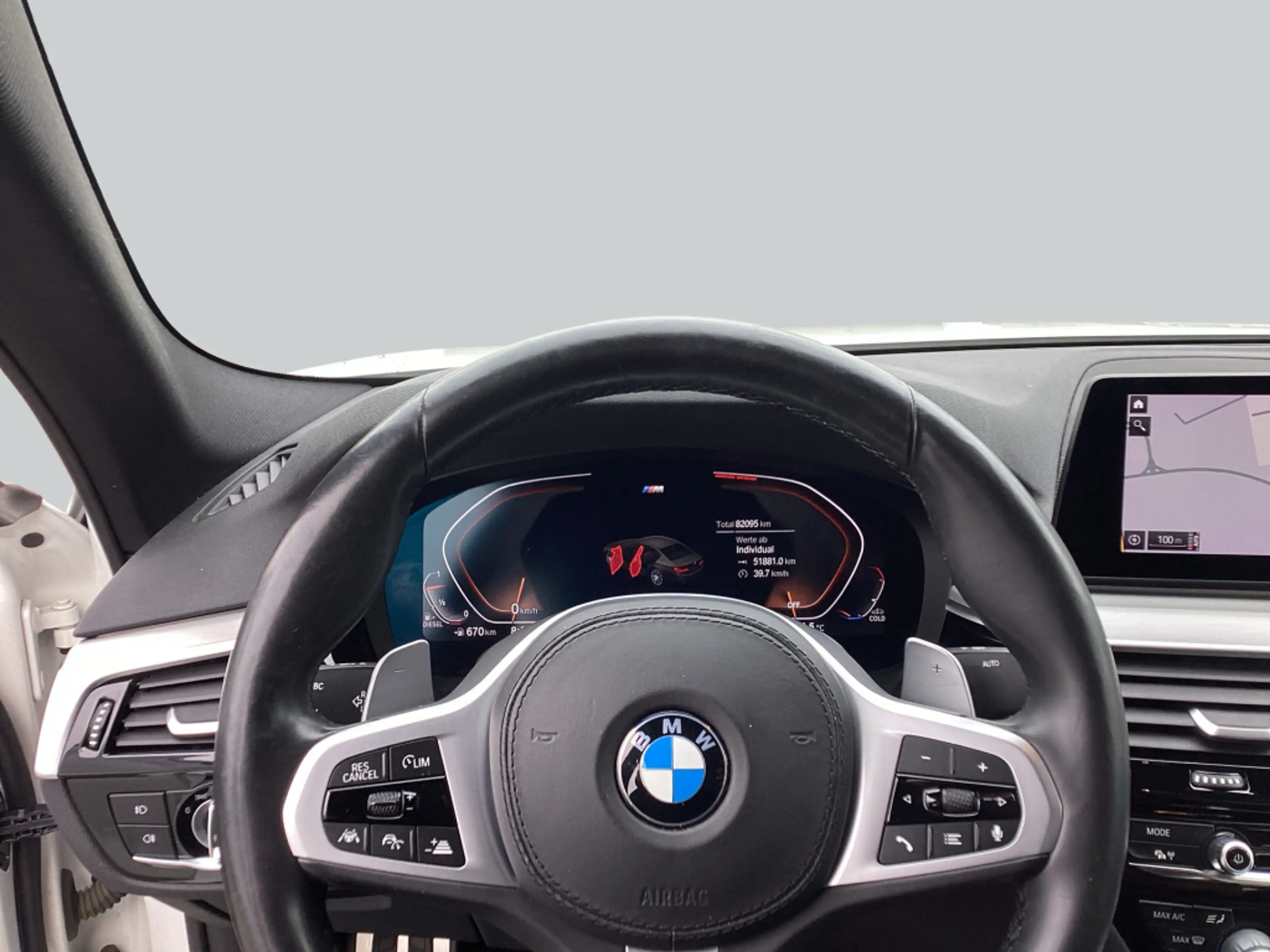 BMW 520 d xDrive Aut. LED* Head-Up* Harman/Kardon* — photo 18