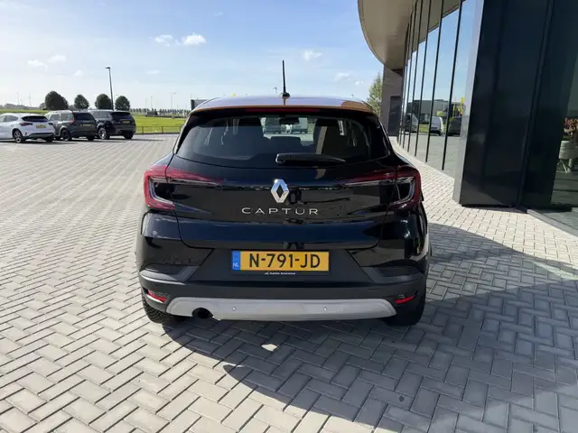 Renault Captur view 2