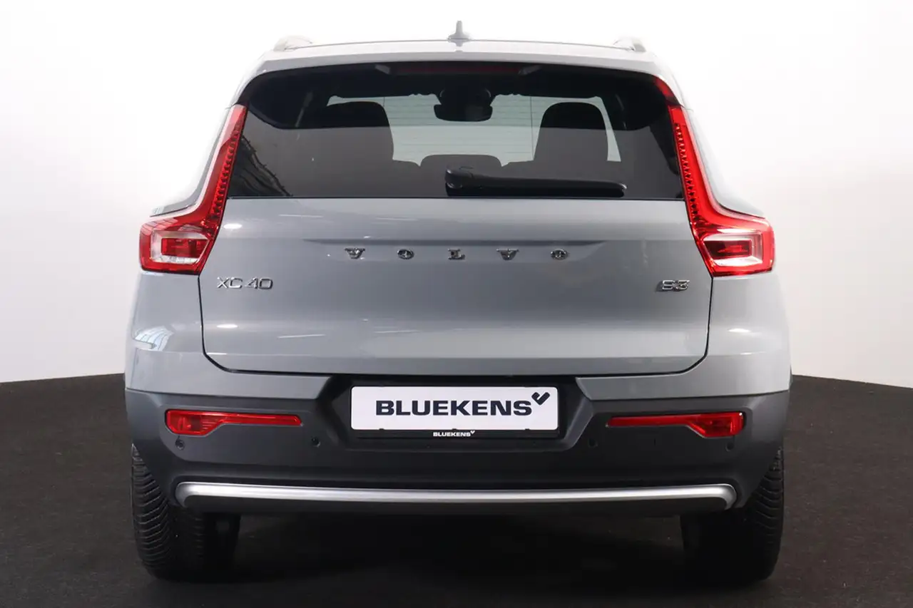 Volvo XC40 2026