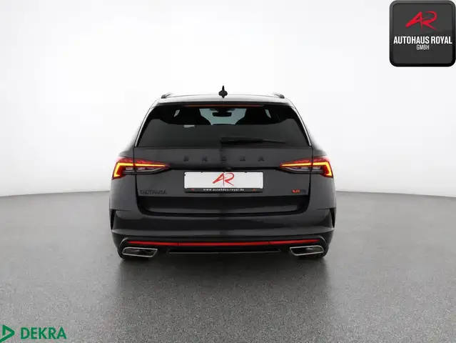 Skoda Octavia view 4