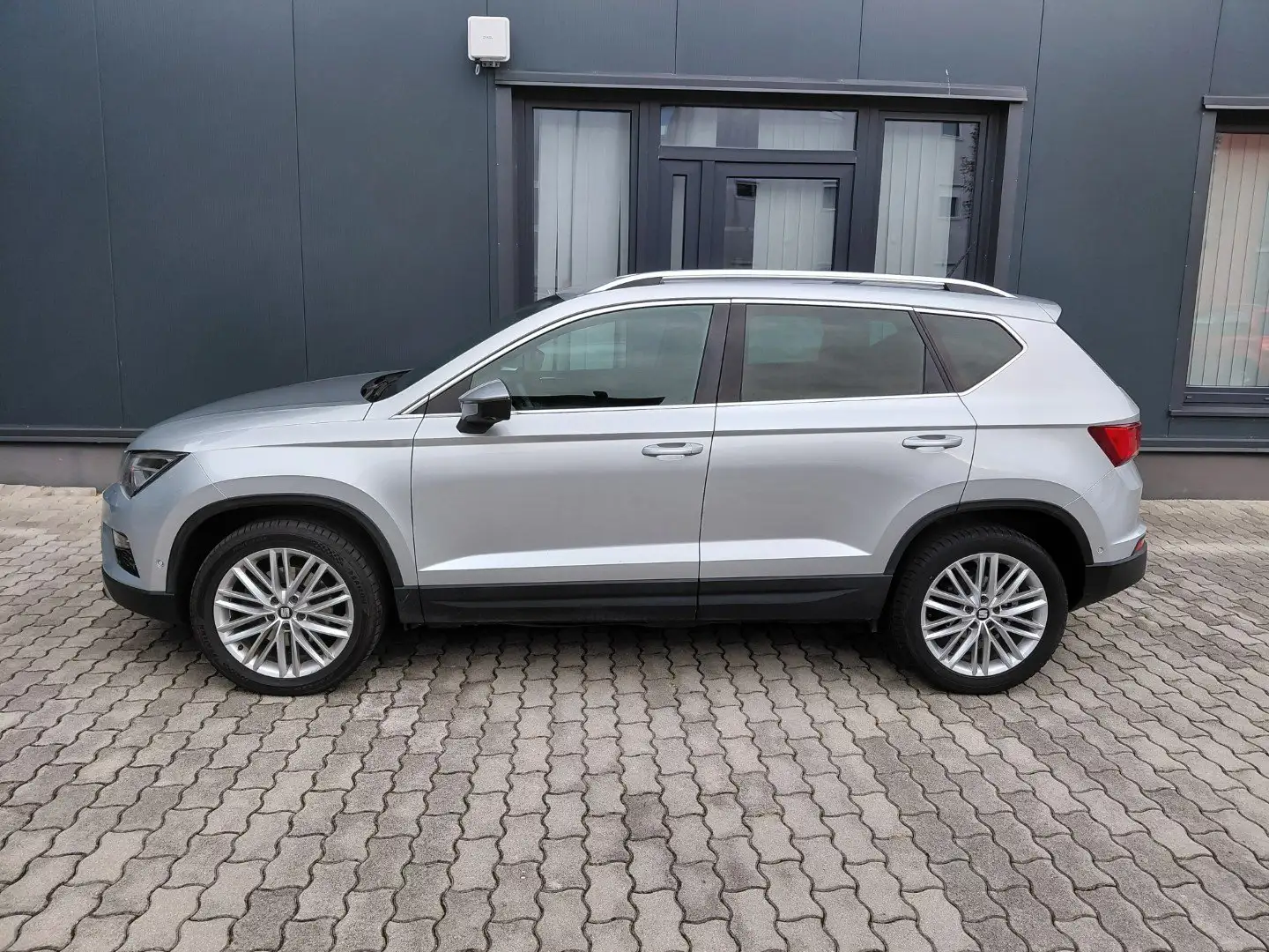 SEAT Ateca Xcellence 4Drive Silber - 2