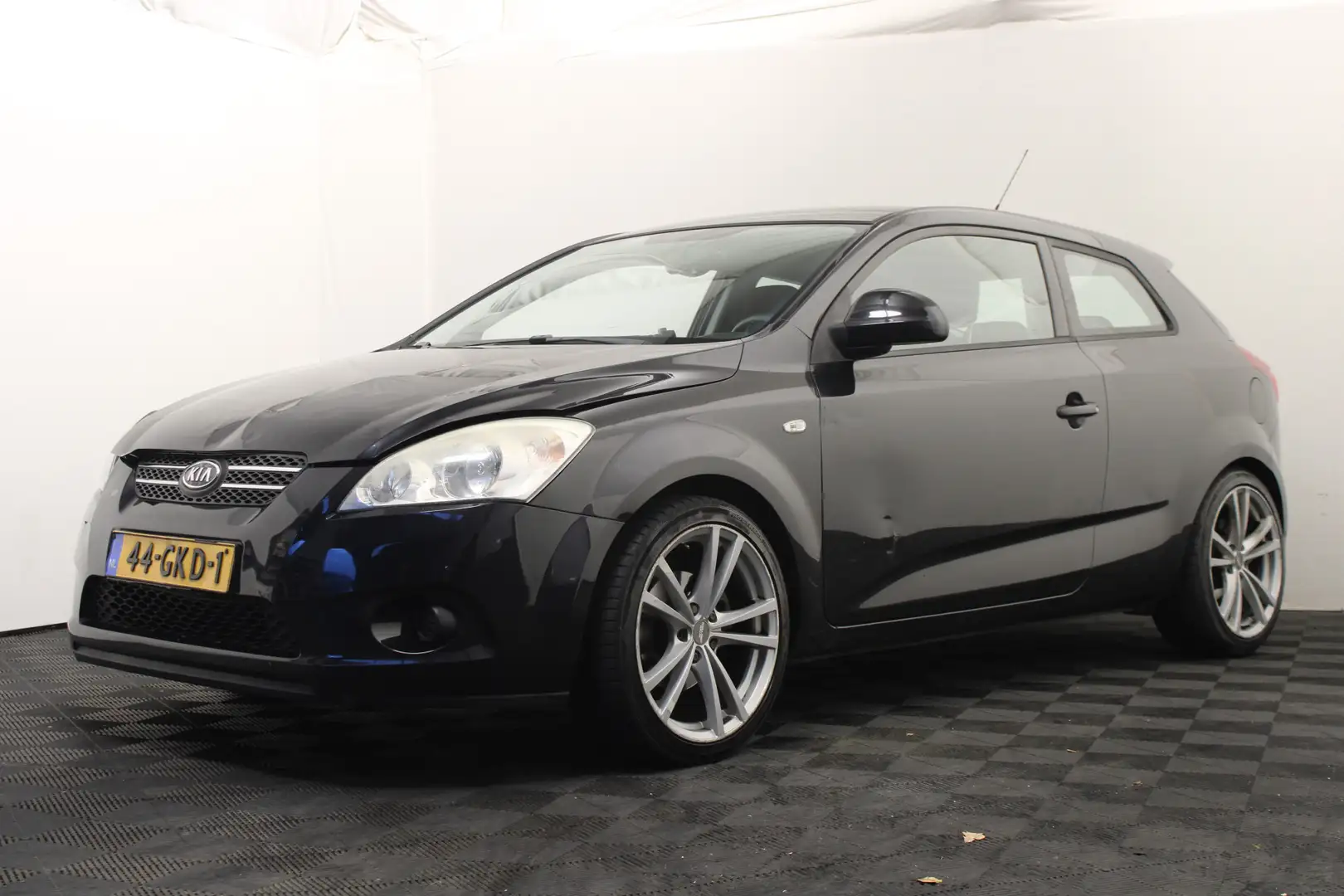 Kia ProCeed / pro_cee'd 1.4 Challenge Schwarz - 1