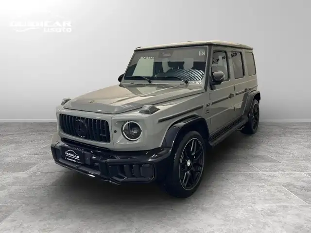 Mercedes-Benz G 63 AMG 585cv auto