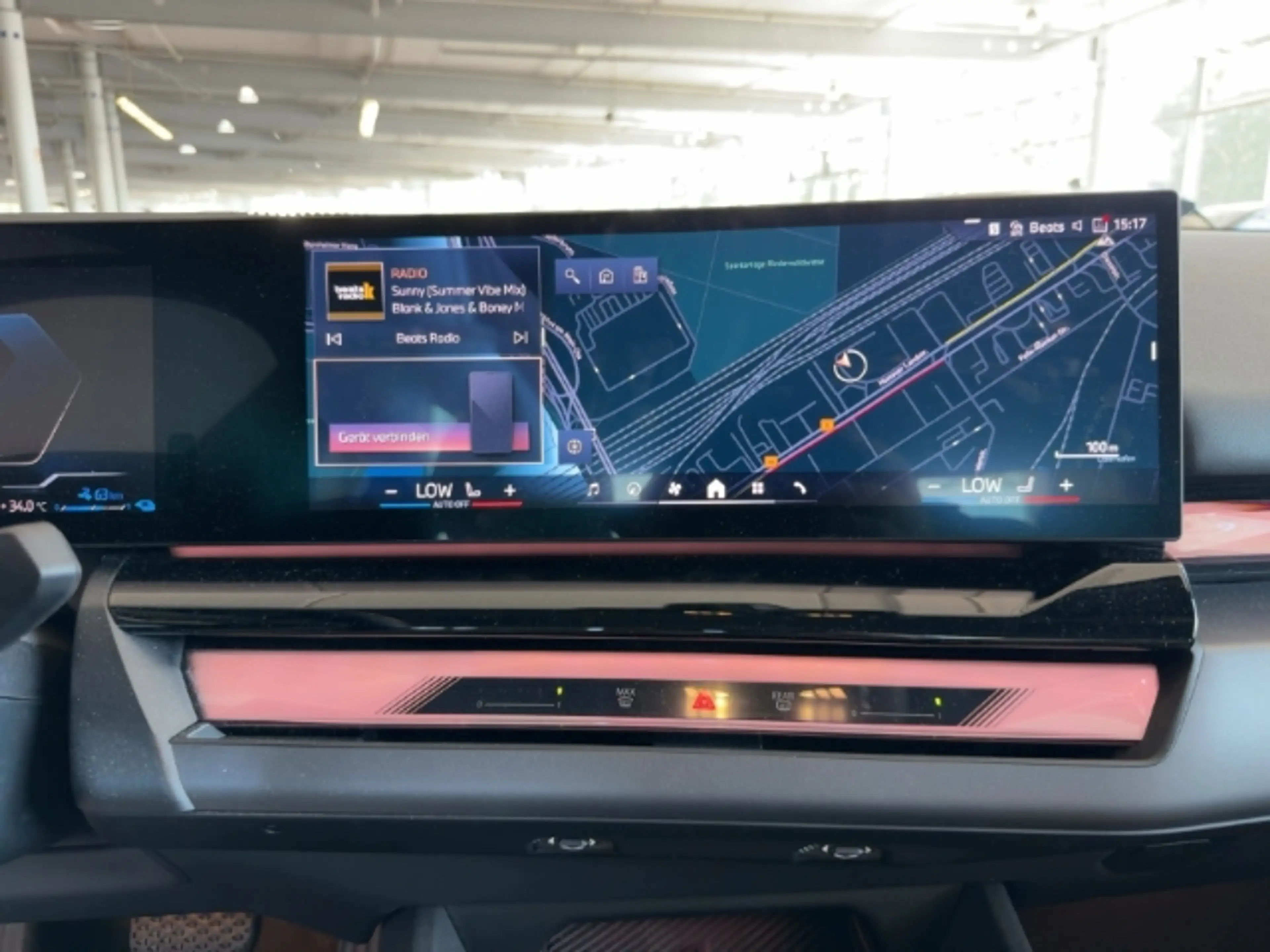 BMW 550 e xDrive Limousine HUD AD Navi Leder Digitales Coc — photo 10