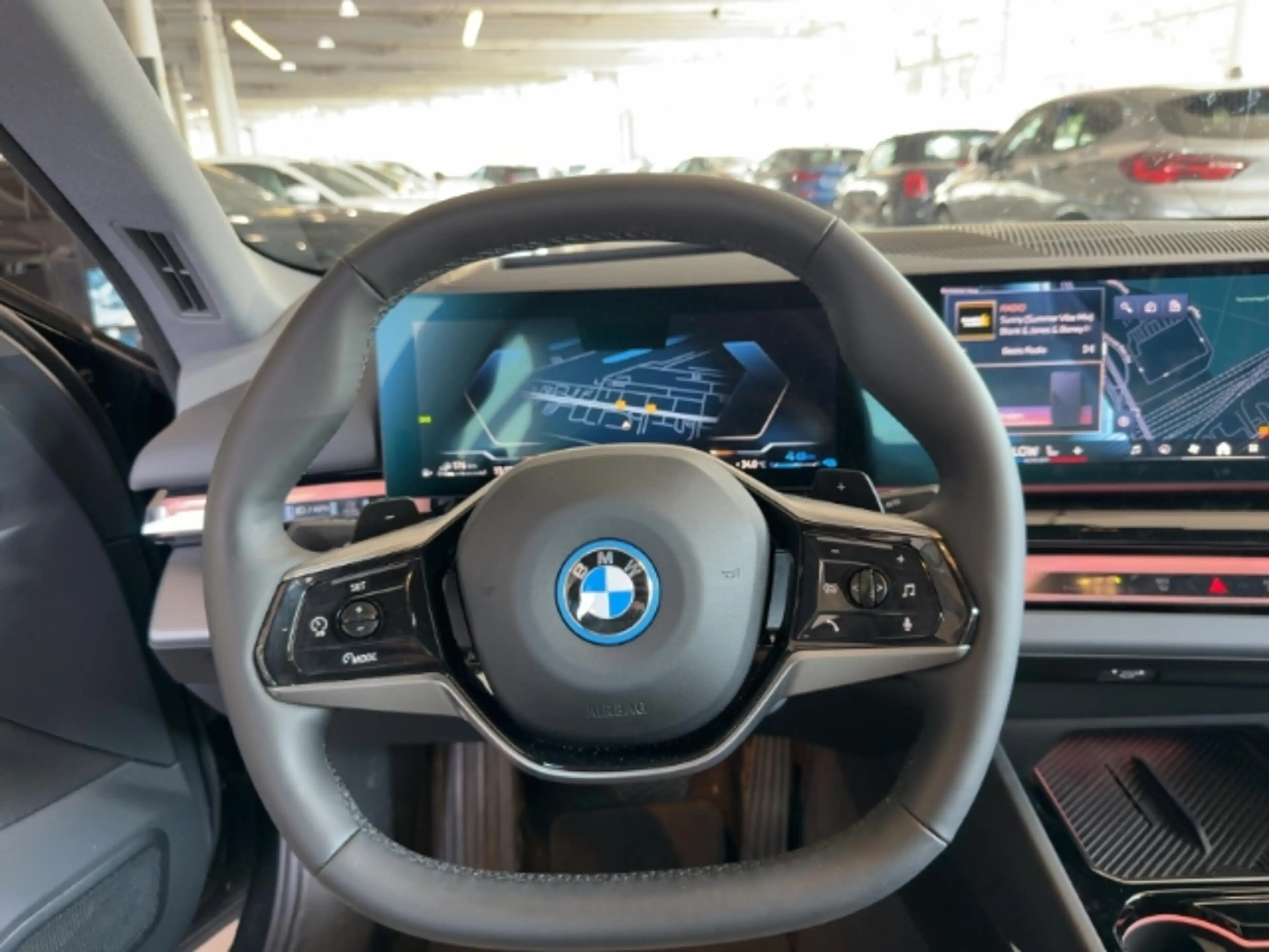 BMW 550 e xDrive Limousine HUD AD Navi Leder Digitales Coc — photo 9