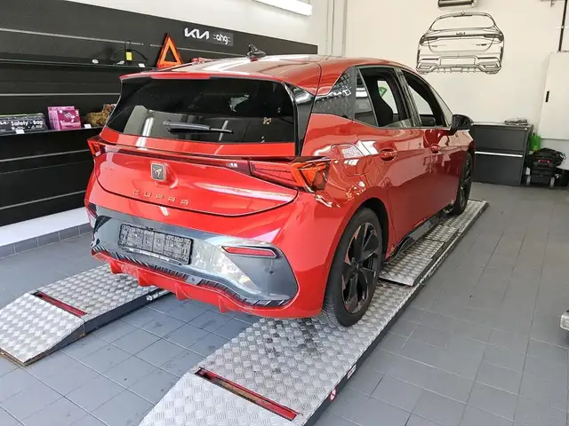 Cupra Born view 4