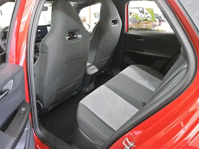 Cupra Born view 11