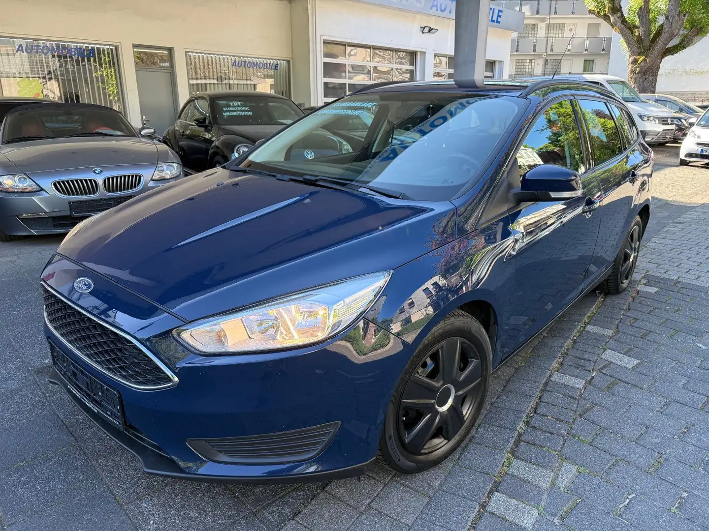 Ford Focus Turnier 1.0,Klima,AHK,Zahnr. ist erneuert Blau - 1