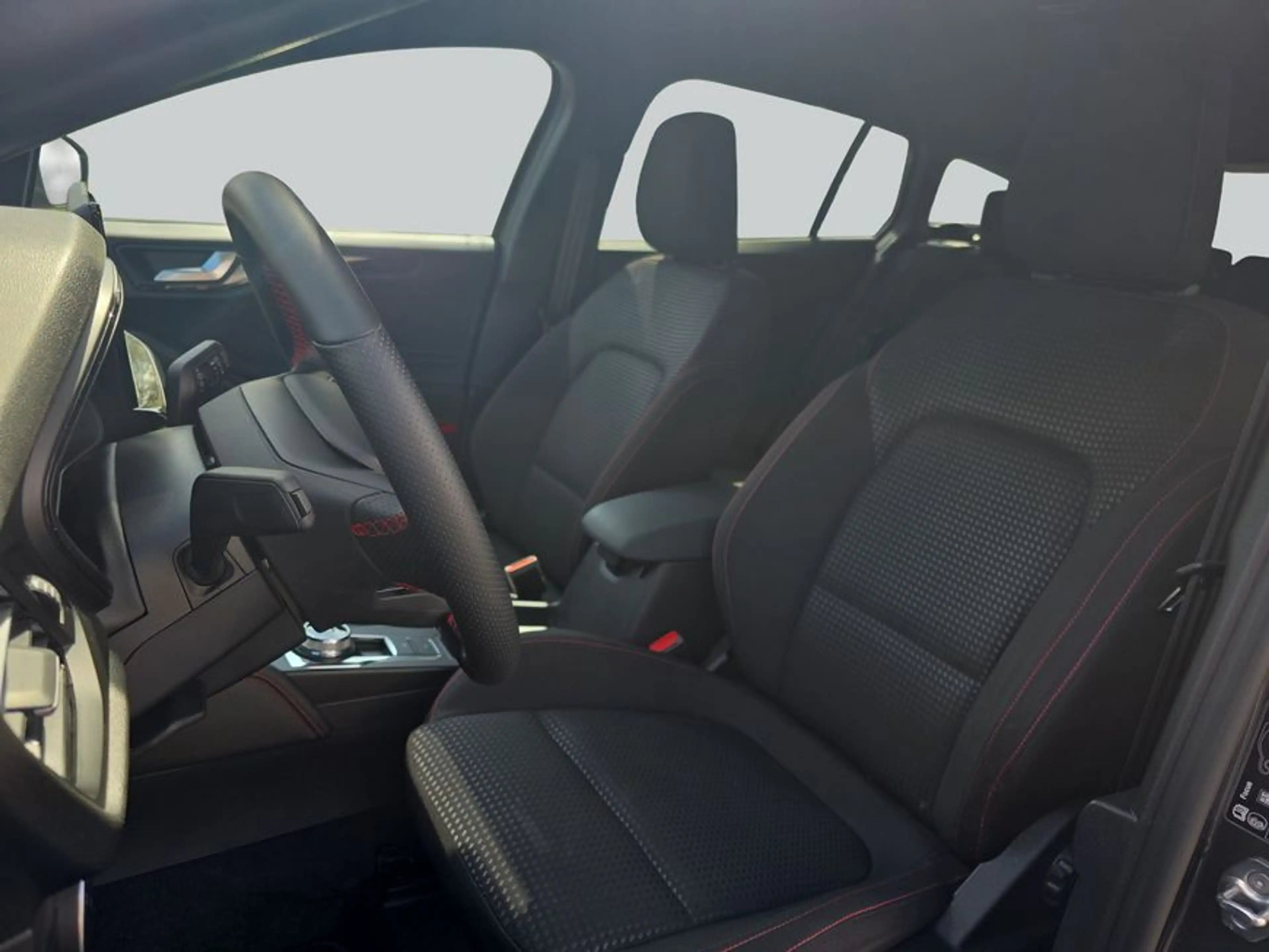 Ford Focus Turnier 1.5 EcoBlue Start-Stopp-System Aut. — photo 10