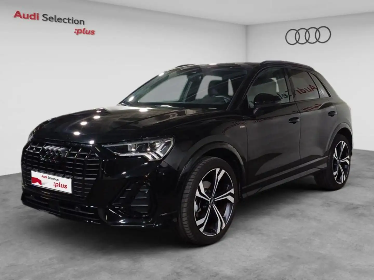 Audi Q3 35 TDI Black line S tronic 110kW Noir - 1