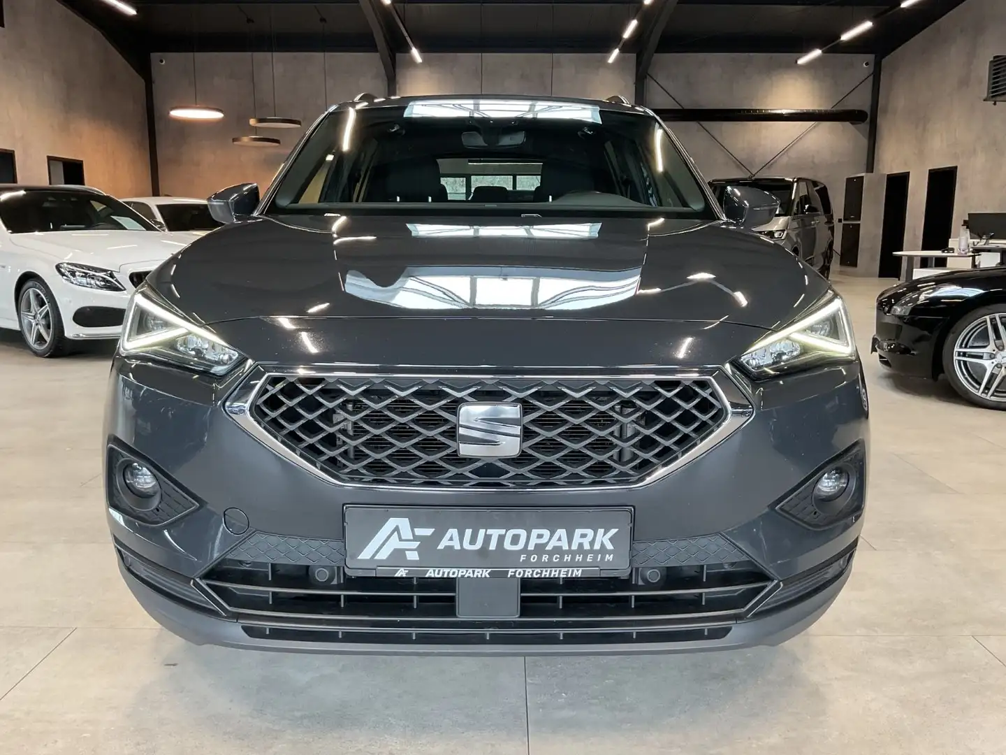SEAT Tarraco 2.0 TDI Style DSG ACC LED Navi Pano Gris - 2