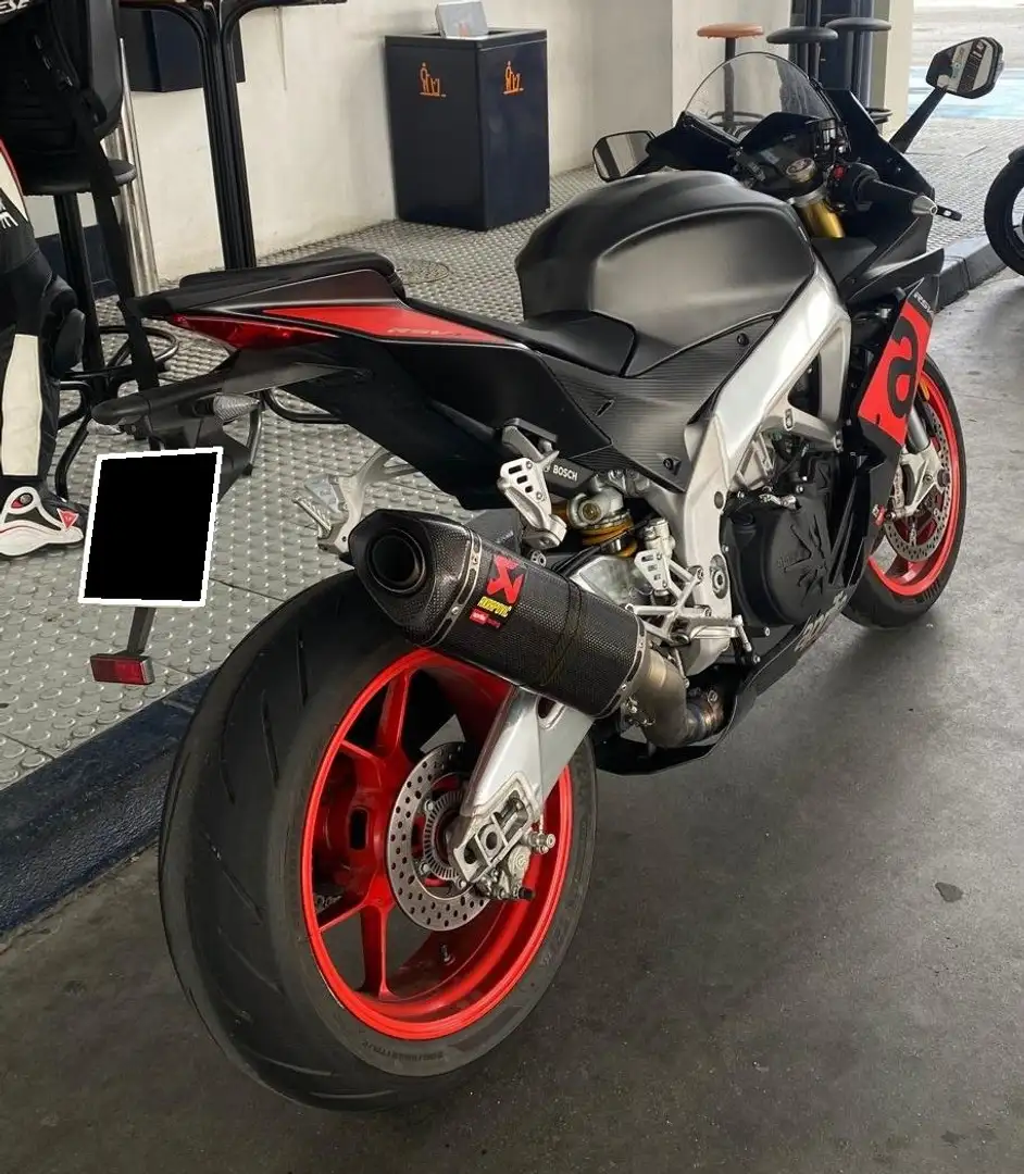 Aprilia RSV4 1000 RR Negru - 2
