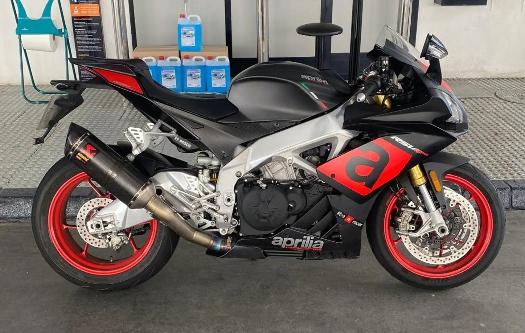 Aprilia RSV4 1000 RR Negru - 1