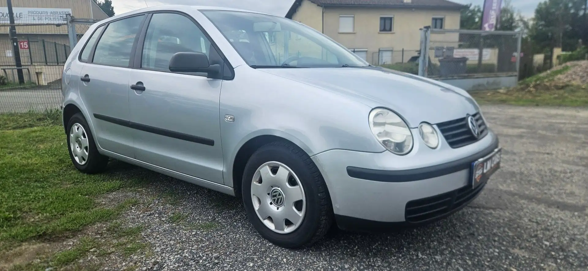 Volkswagen Polo IV 3/5P Trendline Gris - 2