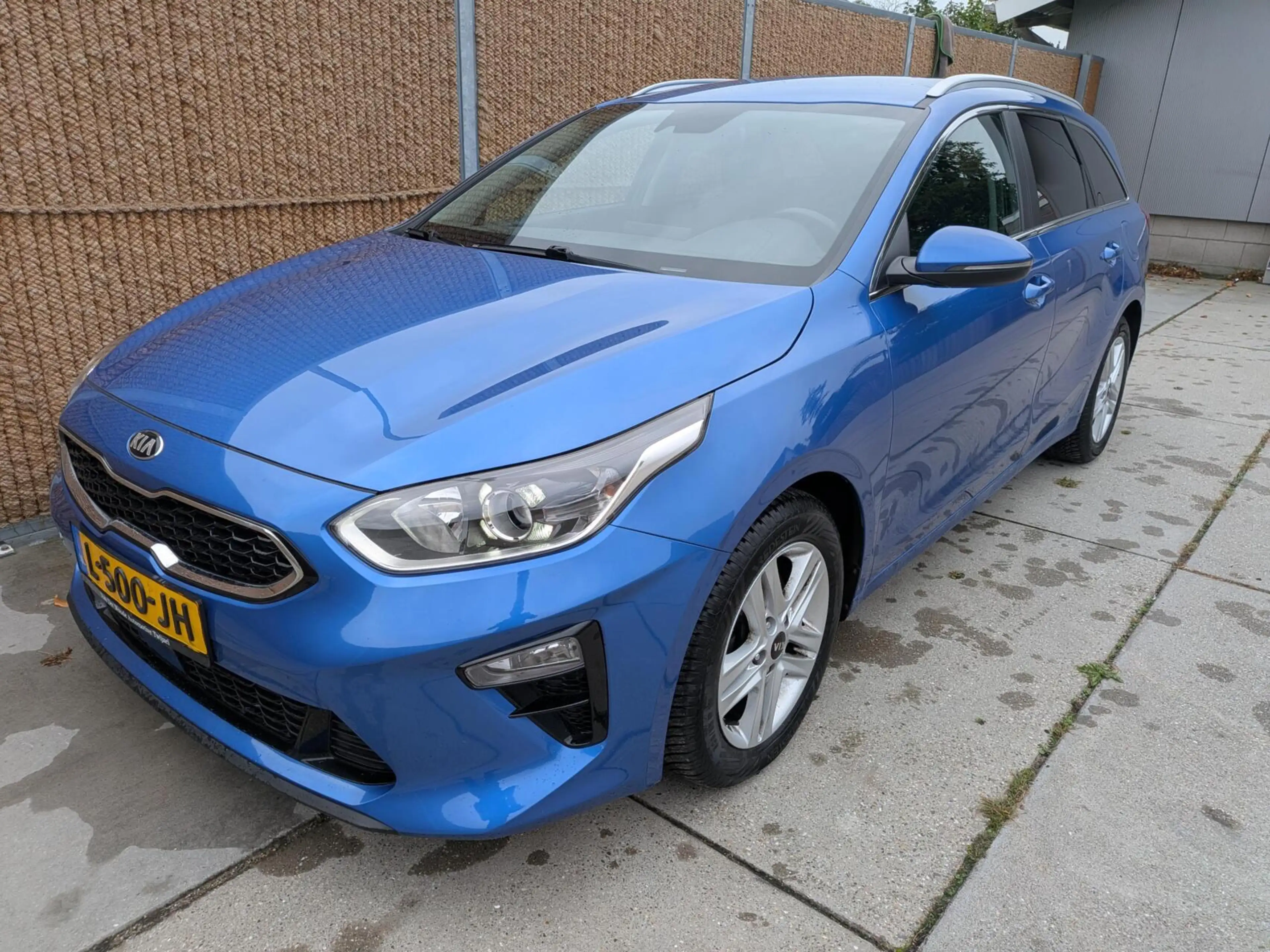 Kia Ceed SW / cee'd SW Sportswagon 1.5 T-GDi DynamicPlusLine — photo 3