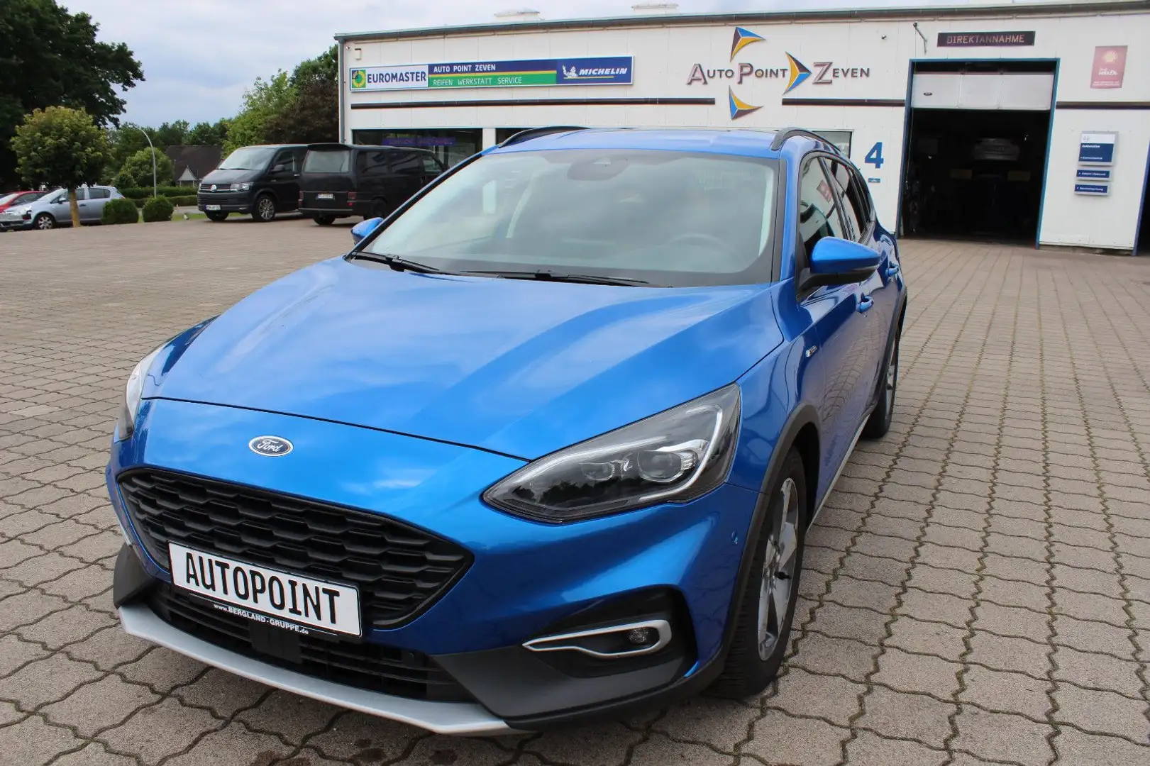 Ford Focus Turnier Active SH/NAV/KAM360/DAB/ACC Bleu - 1