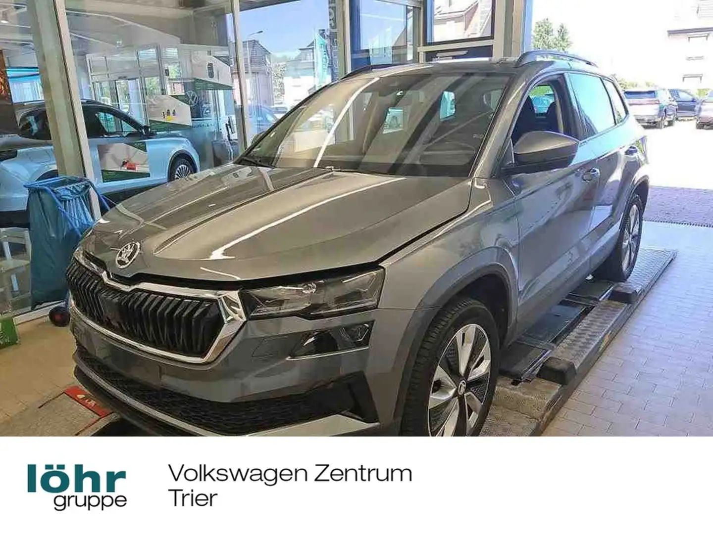 Skoda Karoq 2.0 TDI DSG 4x4 Style NAvi, AHK Gris - 1