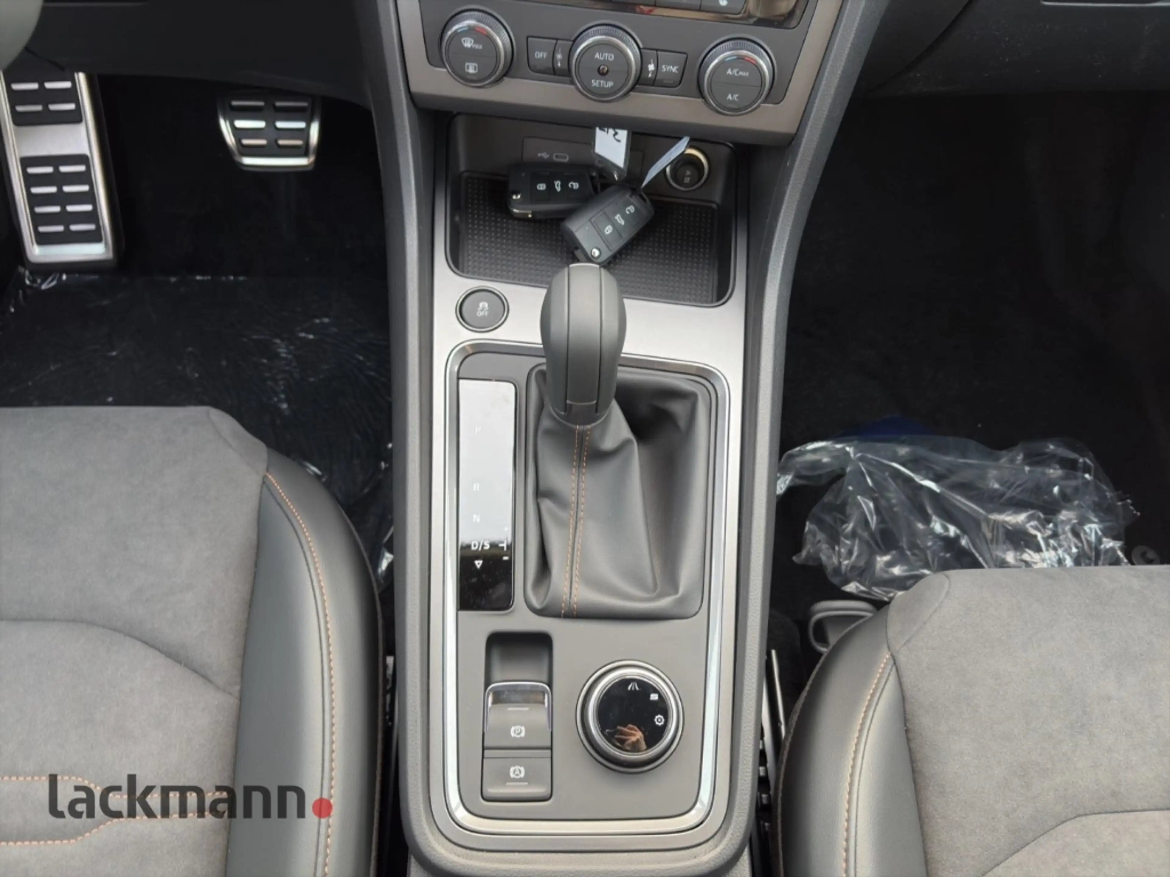 CUPRA Ateca 1.5 TSI *360*AHK*el.Heckklappe*SHZ*Kessy* — photo 12