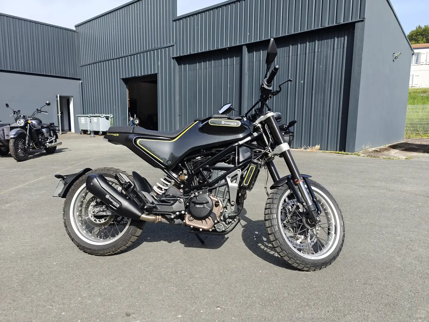 Husqvarna Svartpilen Negru - 2