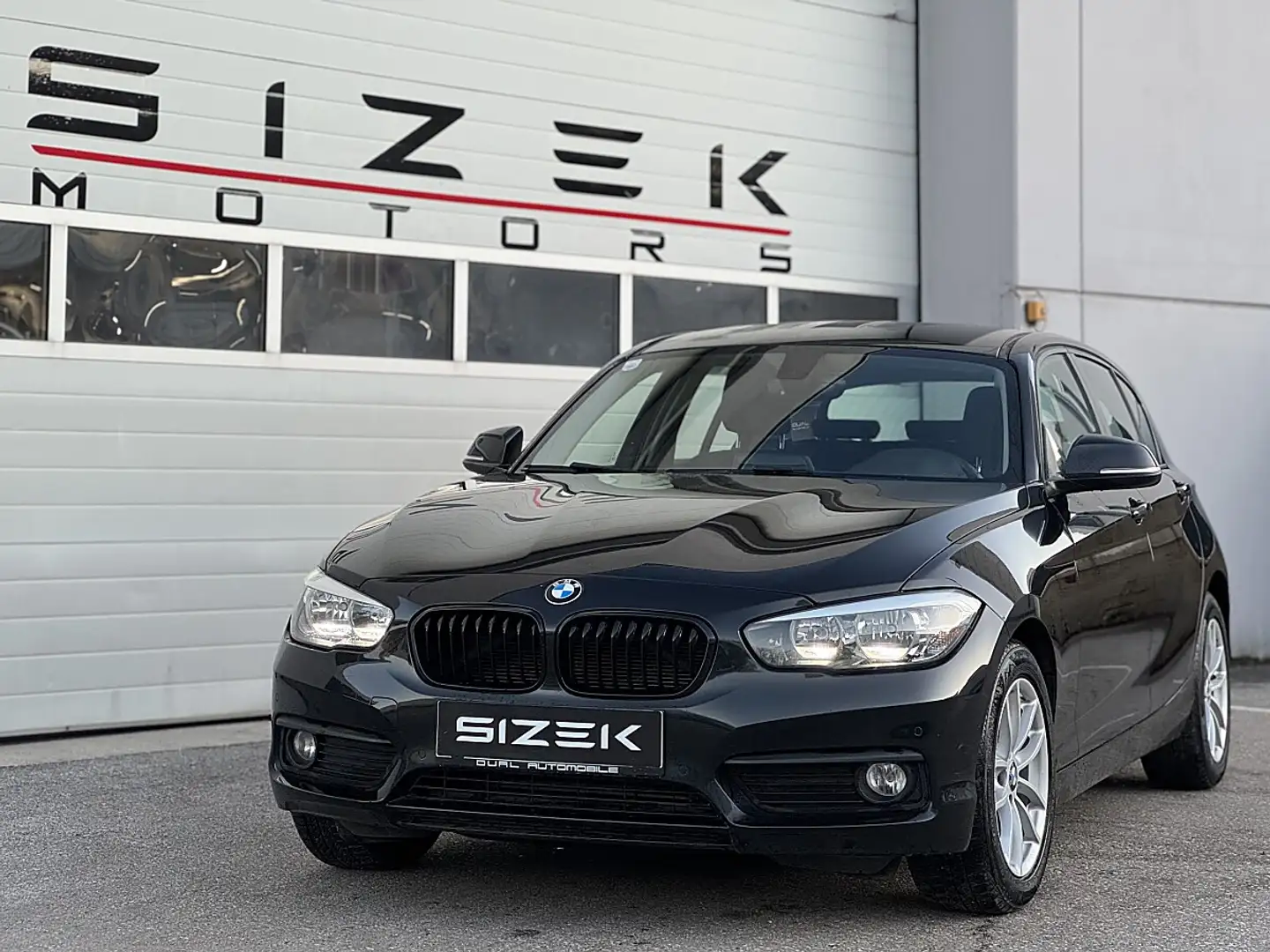 BMW 114 d Advantage Schwarz - 1