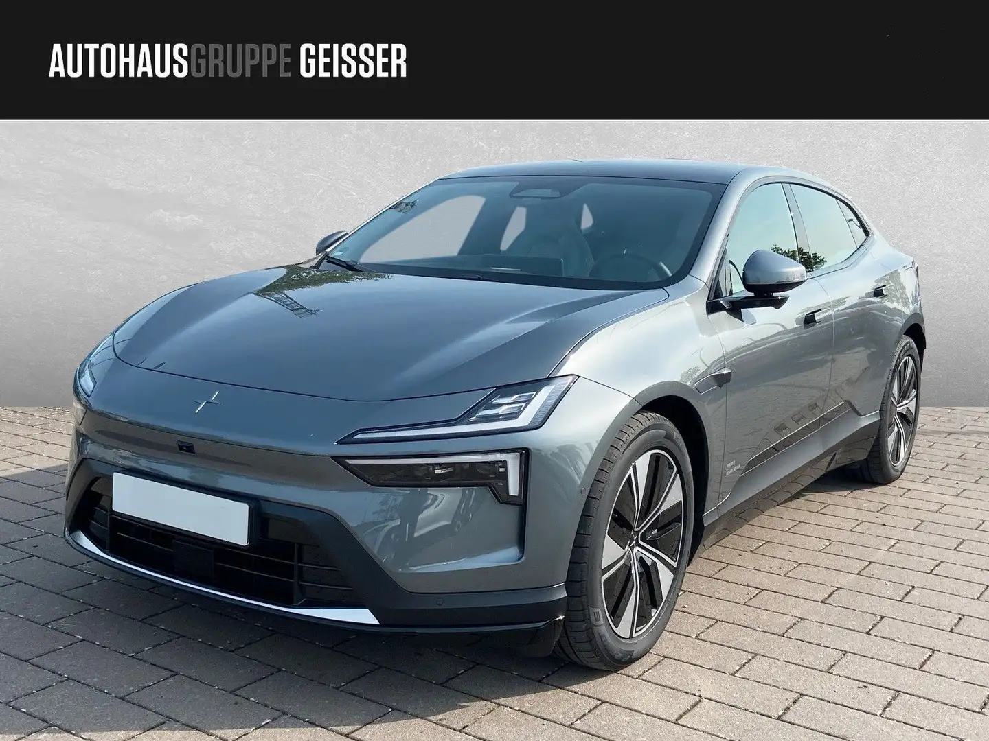 Polestar 4 Polestar 4 LRDM MJ 25 Pilot Plus Grau - 1