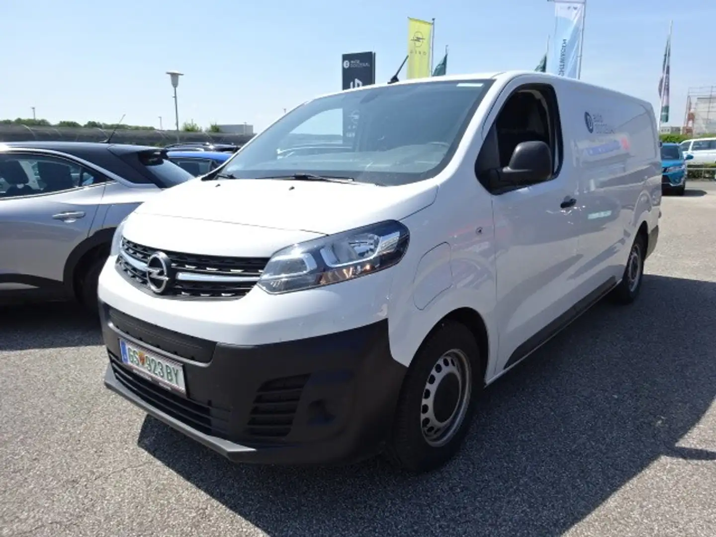 Opel Vivaro Vivaro Cargo 75kWh Enjoy L Blanc - 1