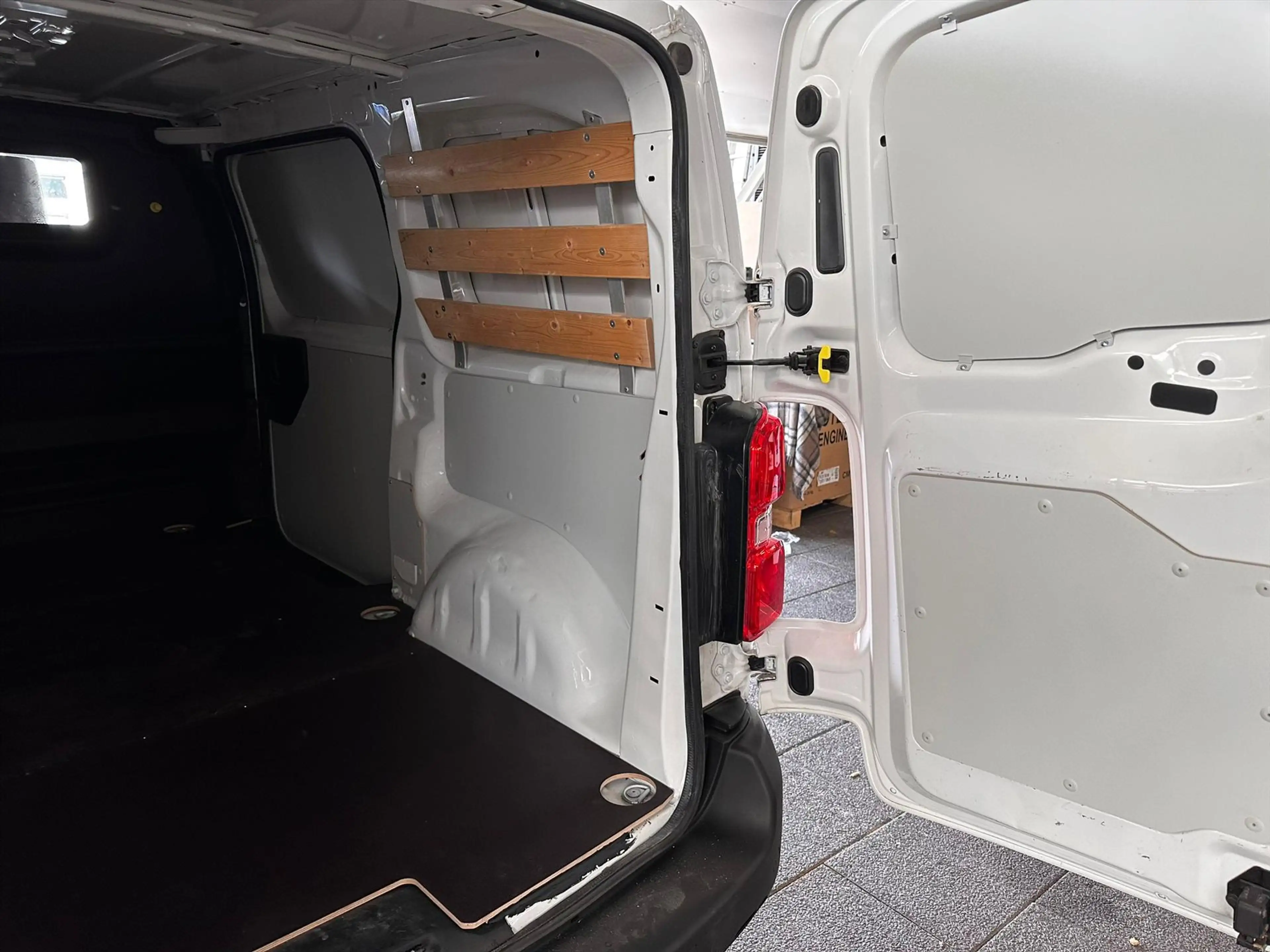 Peugeot Expert 2.0 BlueHDi 120pk Premium /*All-in prijs* — photo 14