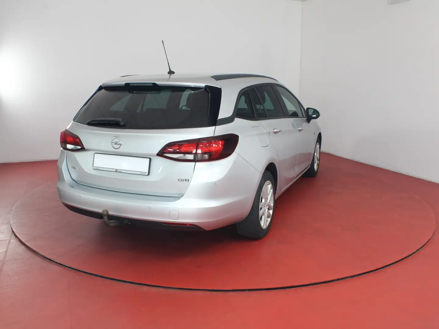 Opel Astra K Sportstourer 1.6CDTI TÜV bis 06/2027 Business A Zilver - 2