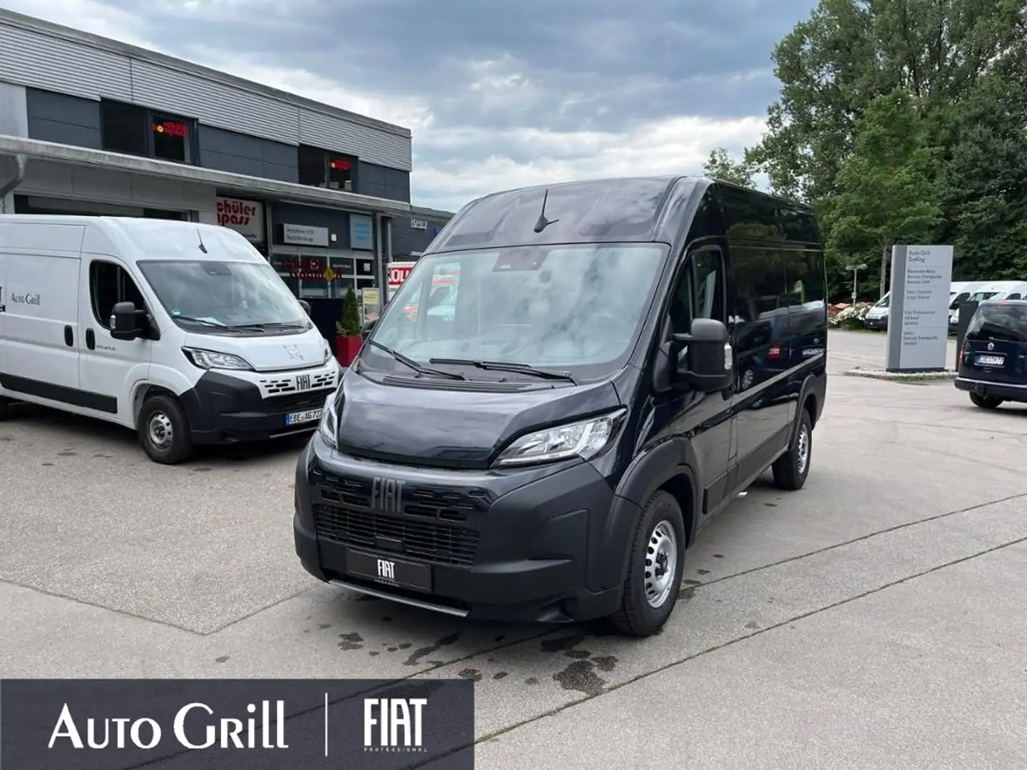 Fiat Ducato Maxi 35 L2H2 Automatik AHK RüKa CarPlay Schwarz - 2