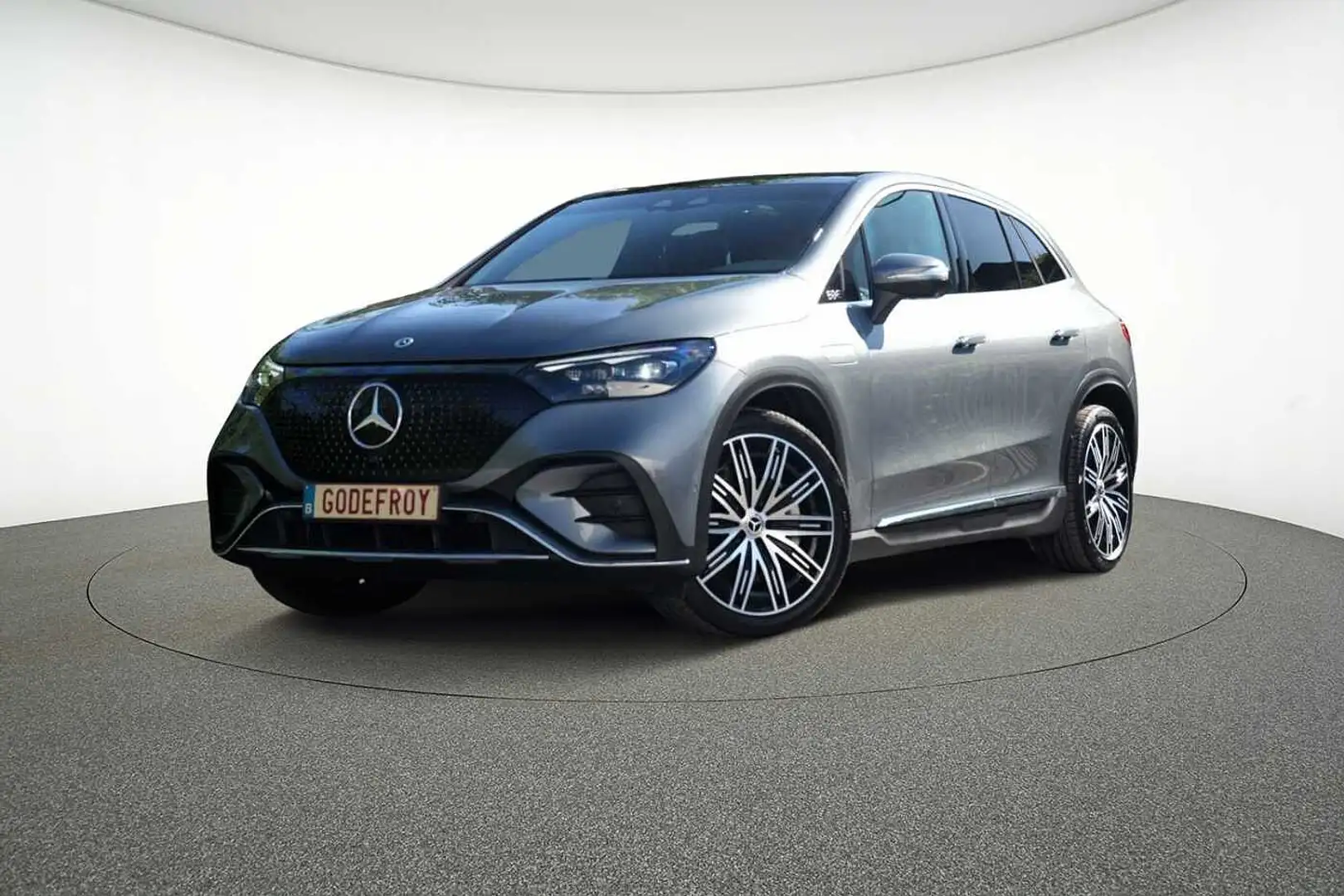 Mercedes-Benz EQE 300 SUV Airmatic/ Pano / Distronic / Hyperscreen / Dig Grijs - 1