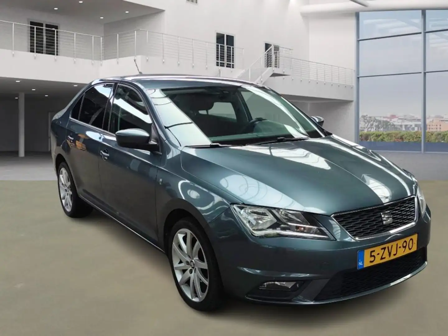 SEAT Toledo 1.2 TSI Style Business|navi|psensor|airco|cruise|b Grijs - 2