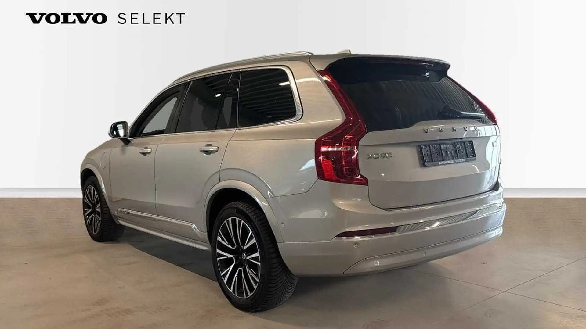 Volvo XC90 Ultimate Bright T8 AWD Hybride | 7 Zit | Pano dak Gümüş rengi - 2