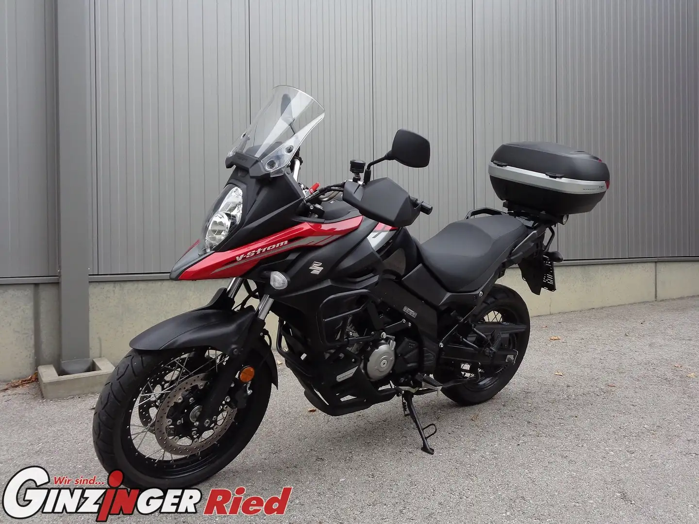 Suzuki V-Strom 650 Rood - 1