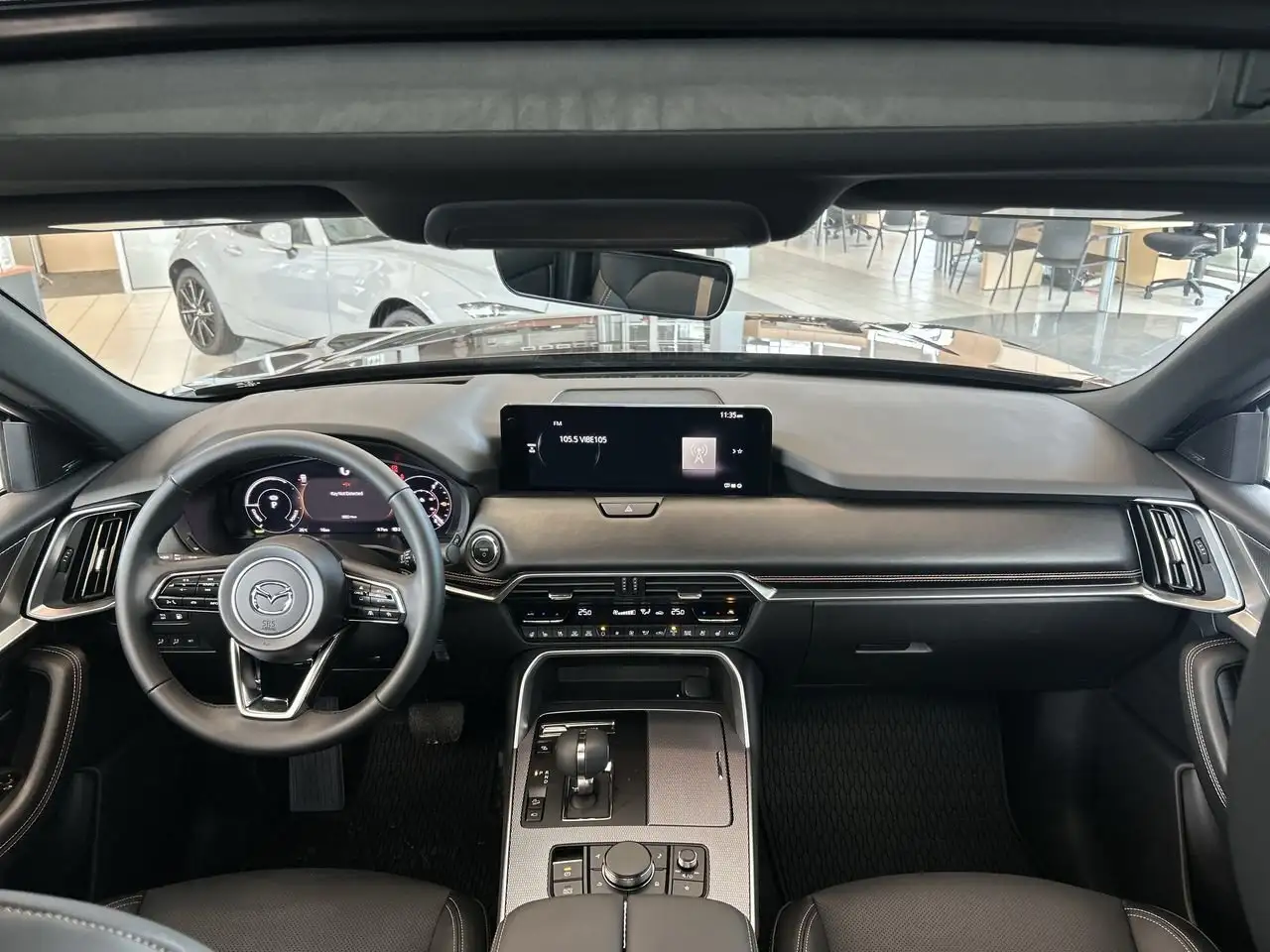 Mazda CX-90 PHEV снимка Mazda CX-90 PHEV