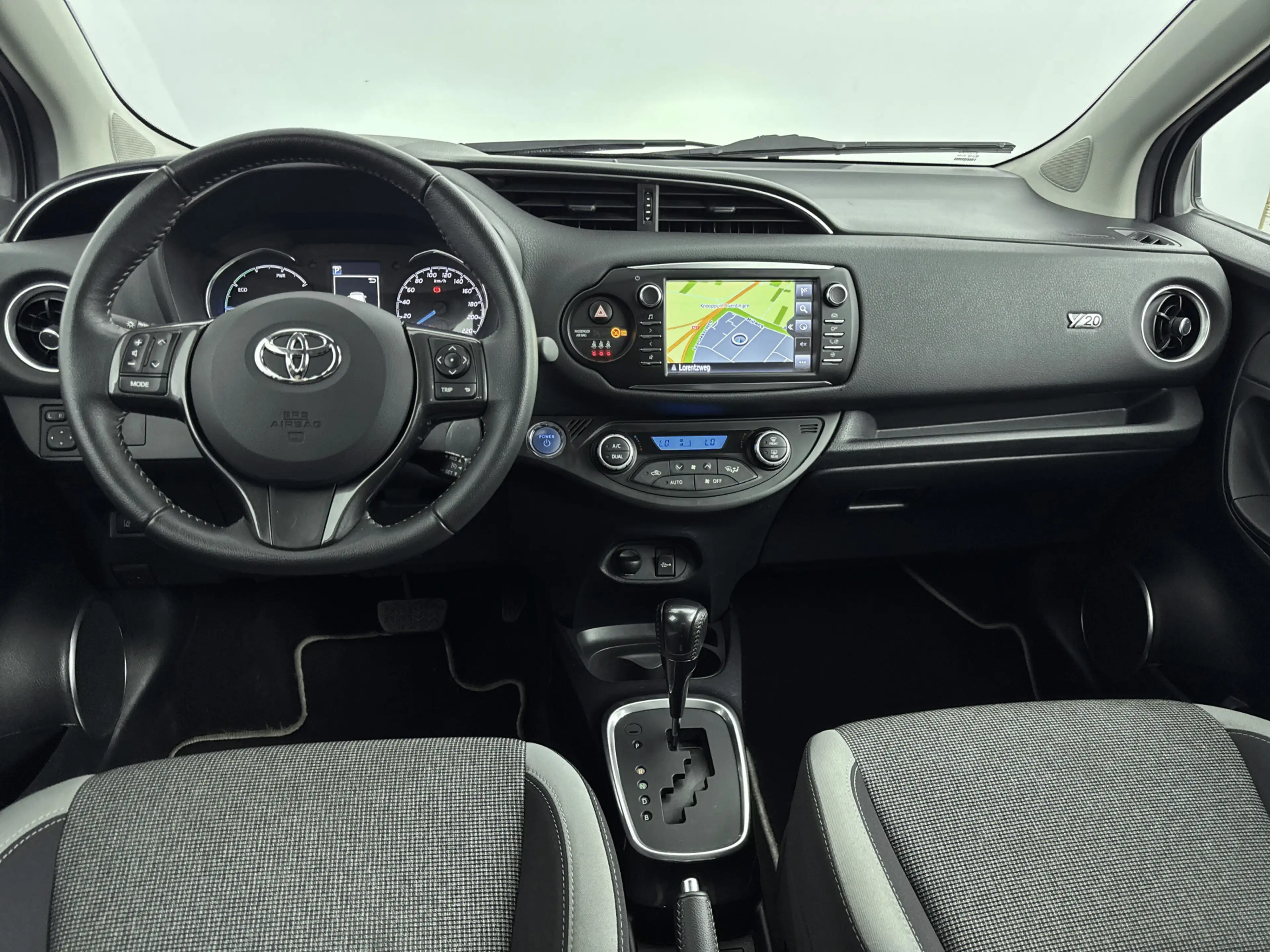 Toyota Yaris 1.5 Hybrid Y20 | Cruise Control | Navigatie | Acht — photo 4