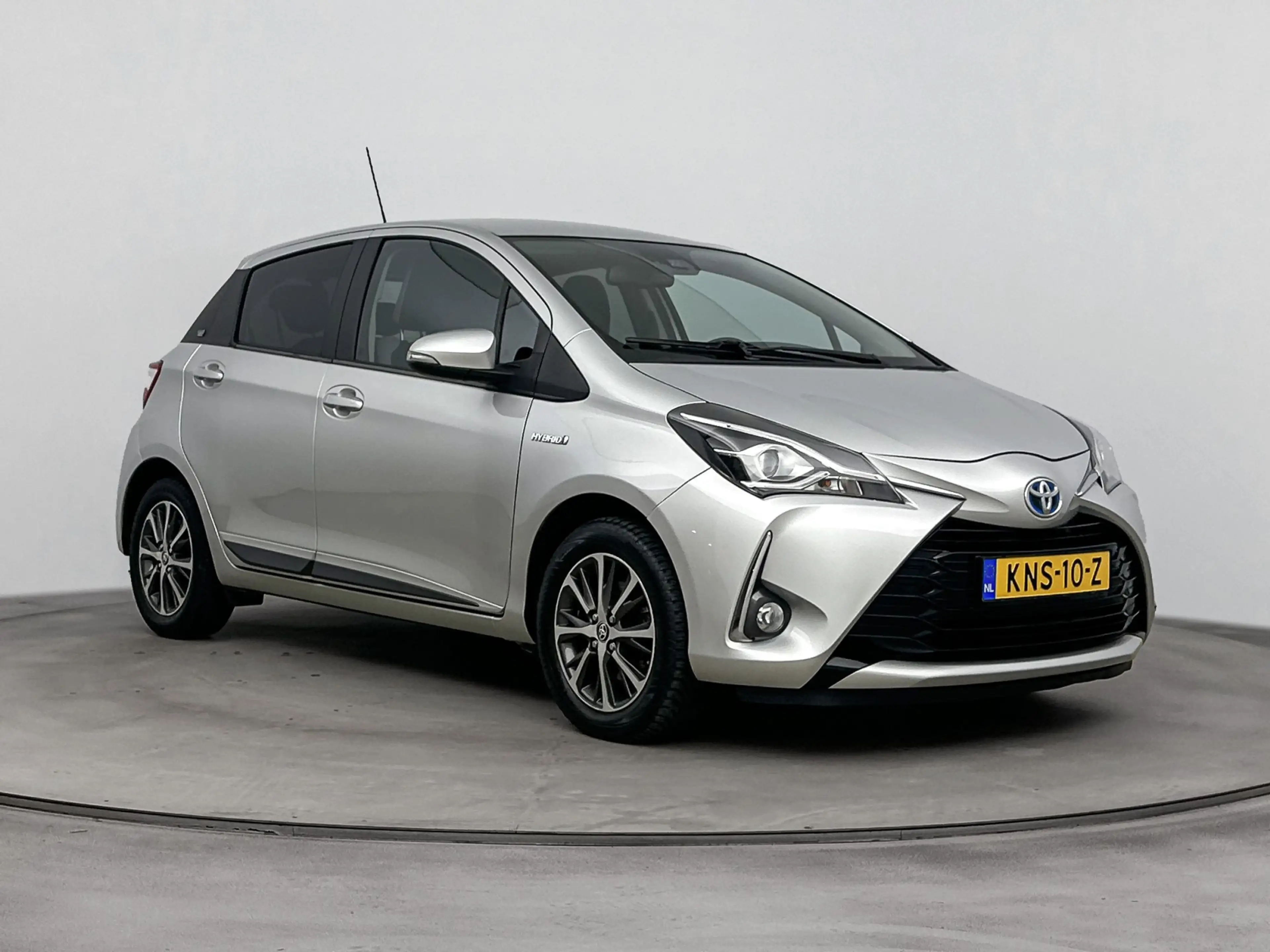 Toyota Yaris 1.5 Hybrid Y20 | Cruise Control | Navigatie | Acht — photo 12